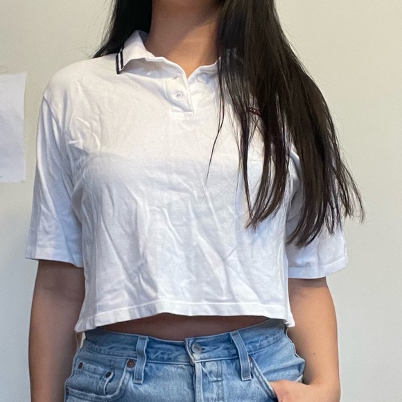 🤍 Levi’s White Collared Crop Top – Size Small 🤍 - Picture 1 of 8